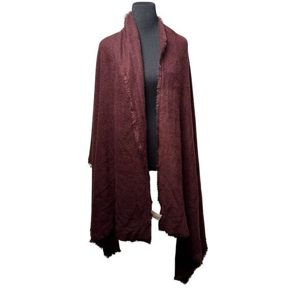 Free People Scarf Womens Fringed Shawl Wrap Comfy Cozy Burgundy Christmas Winter - Picture 8 of 8